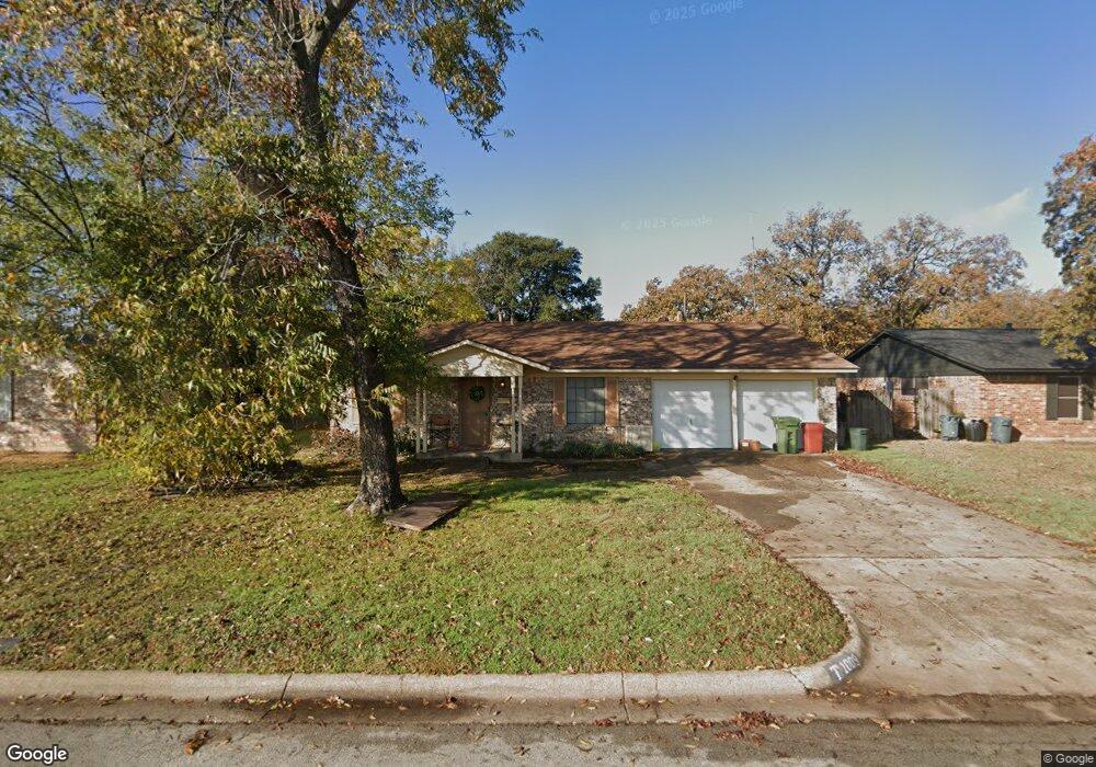 1009 Harrison Ln, Hurst, TX 76053 - photo 1