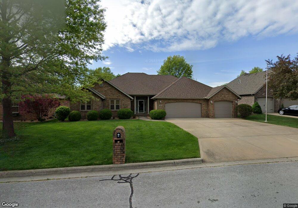908 Yellowstone St, Nixa, MO 65714 - photo 1