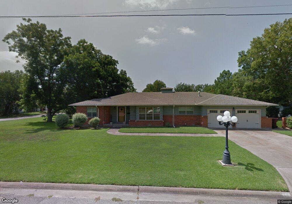 201 W Evans Ave, Bonham, TX 75418 - photo 1