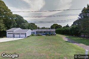 450 Maple Ln, Mattituck, NY 11952