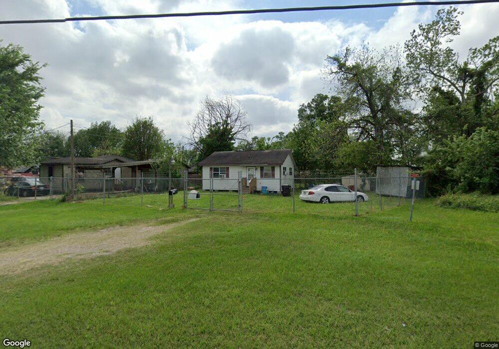 9111 W Hardy Rd, Houston, TX 77022 - photo 1