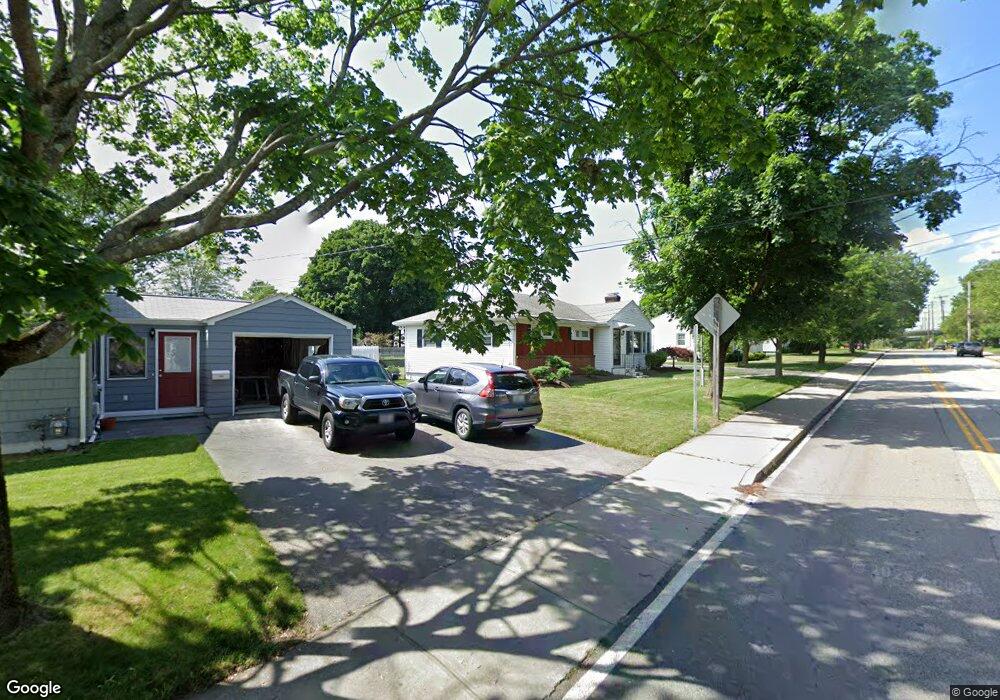 2585 Cranston St, Cranston, RI 02920 - photo 1