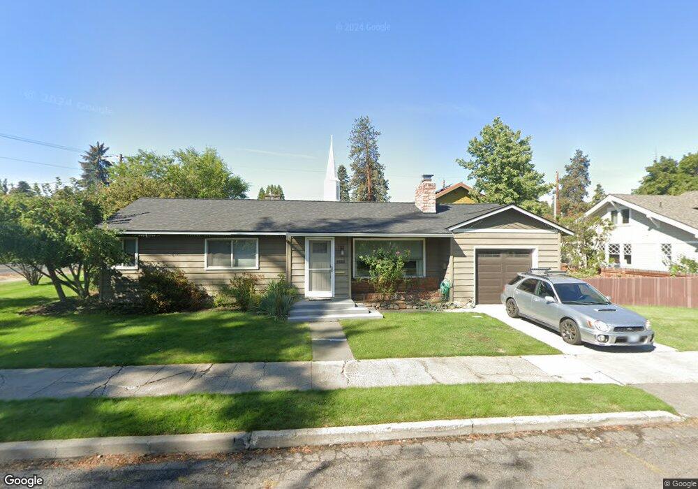 1421 NW 3rd St, Bend, OR 97701 - photo 1