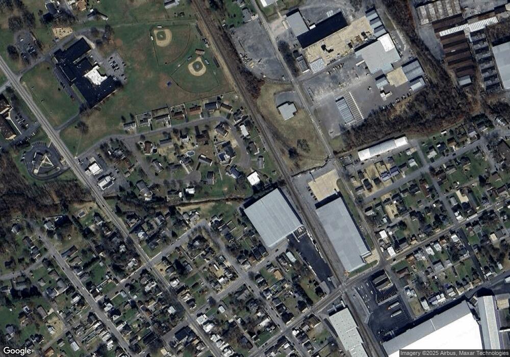 123 E 11th St, Watsontown, PA 17777 - photo 1