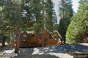 28508 Georges Dr, Pinecrest, CA 95364