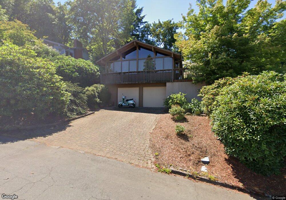 1680 Meadows Dr, Lake Oswego, OR 97034 - photo 1