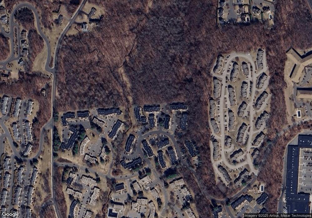 25 Hawthorn Ct, Cromwell, CT 06416 - photo 1