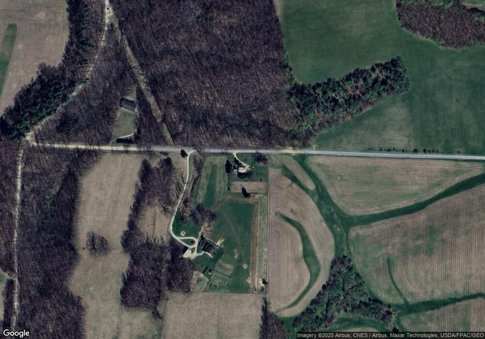 25660 Boeshart Rd, Howard, OH 43028 - photo 1