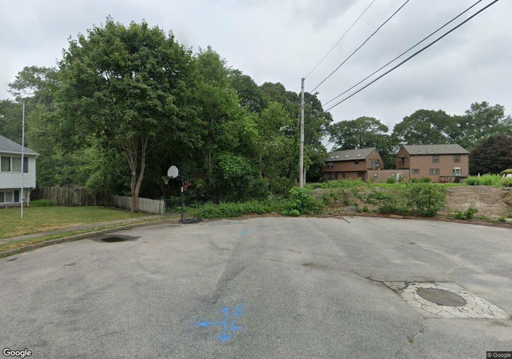 9 Lillian Ct, Warwick, RI 02886 - photo 1