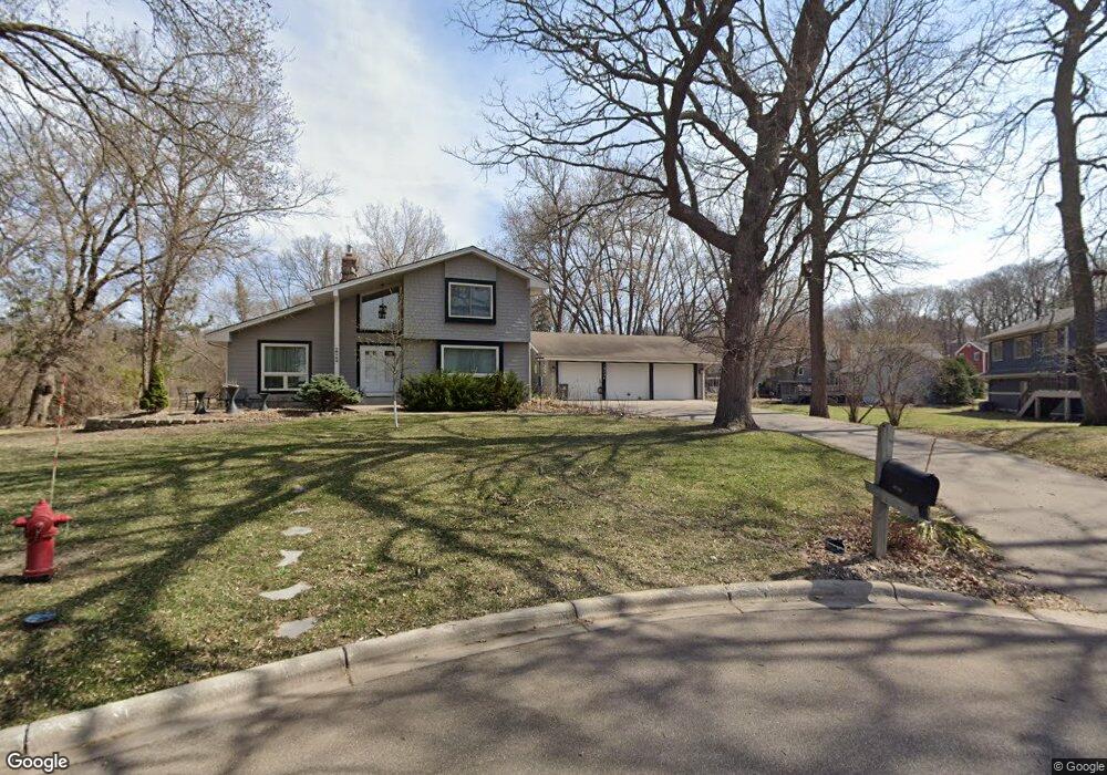 16724 Blenheim Way, Minnetonka, MN 55345 - photo 1