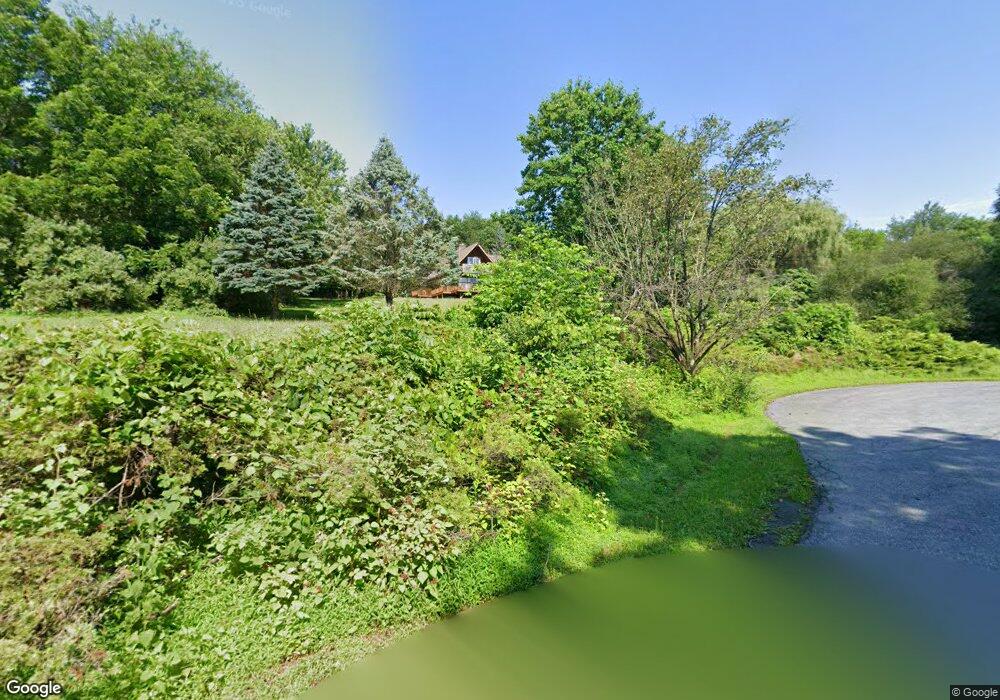 661 Eagle Rock Dr, Bath, PA 18014 - photo 1