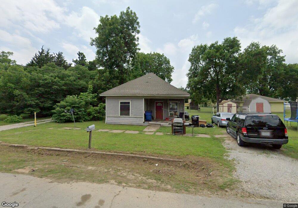 709 S Barrett Ave, Denison, TX 75020 - photo 1