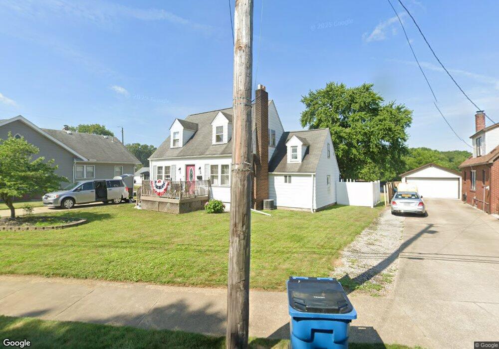 271 Center St, Struthers, OH 44471 - photo 1