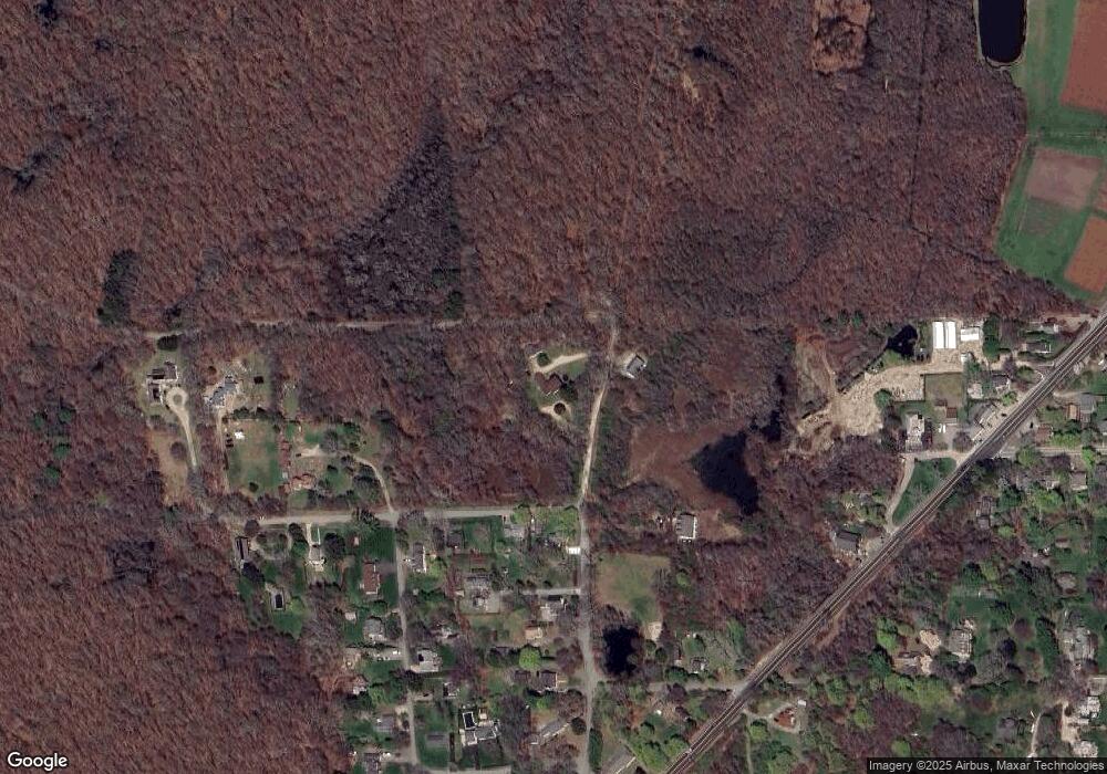 21 Miner Rd, Saunderstown, RI 02874 - photo 1