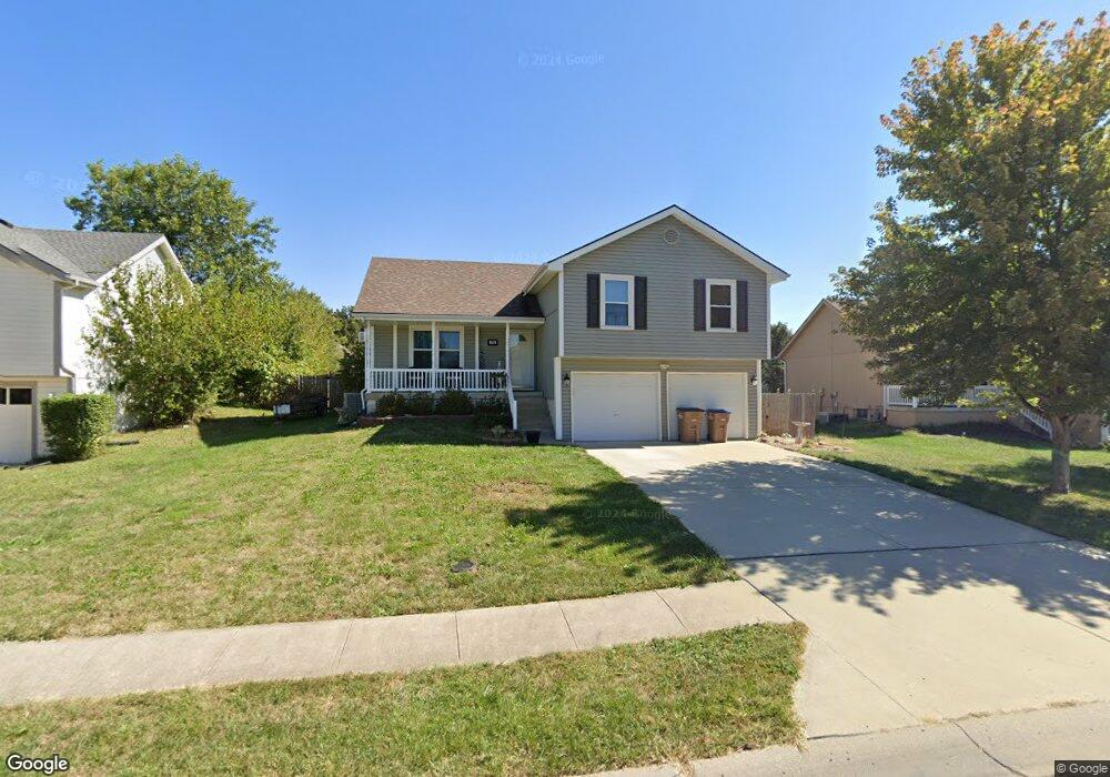 715 Canter St, Raymore, MO 64083 - photo 1