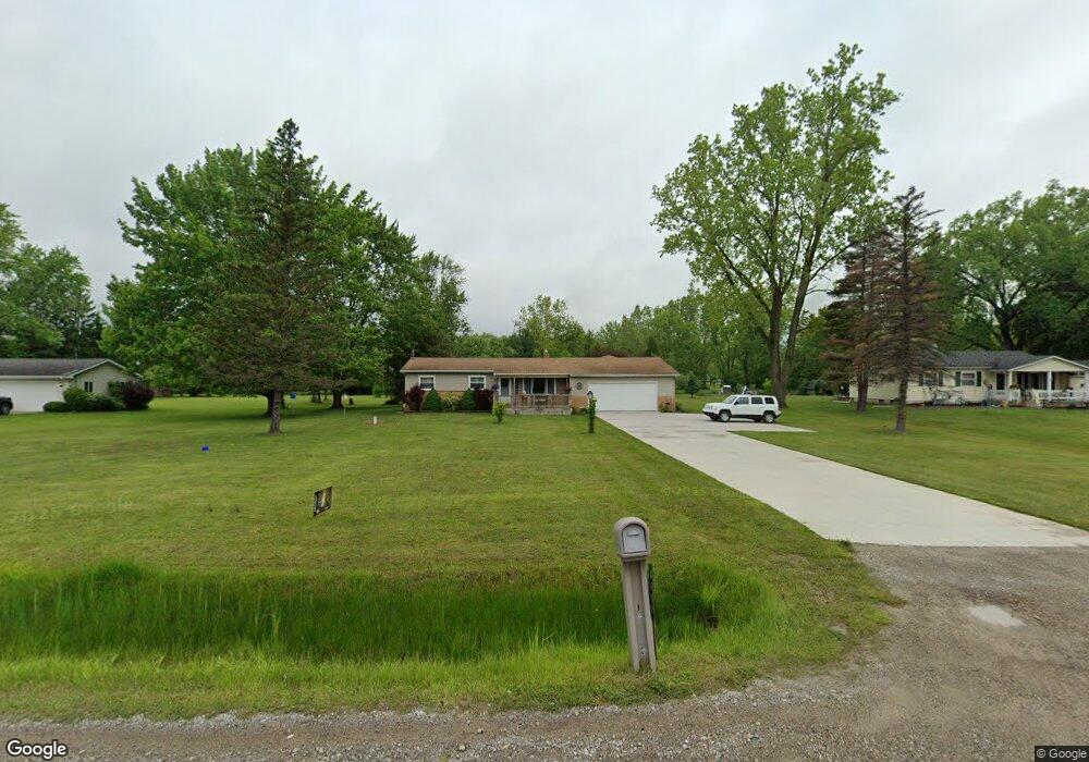 6482 W Coldwater Rd, Flushing, MI 48433 - photo 1