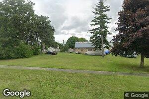 413 S 6th St, Sebewaing, MI 48759