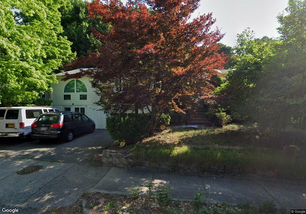 128 Hyde St, Newton Highlands, MA 02461 - photo 1