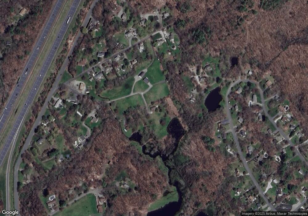 10 Rogers Ln, Byfield, MA 01922 - photo 1