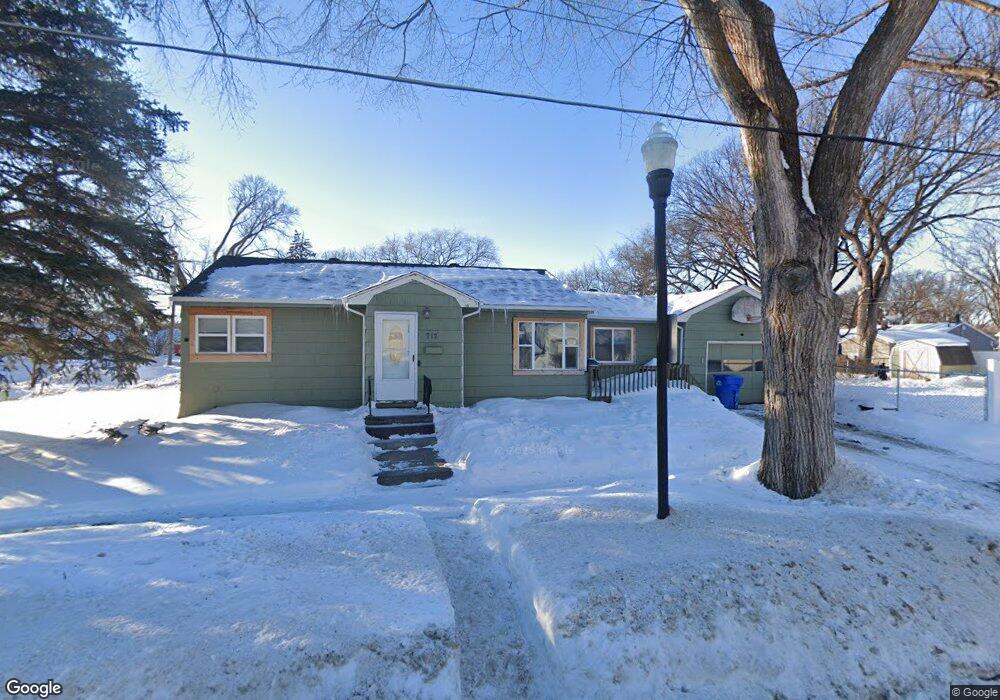 717 16th St S, Fargo, ND 58103 - photo 1