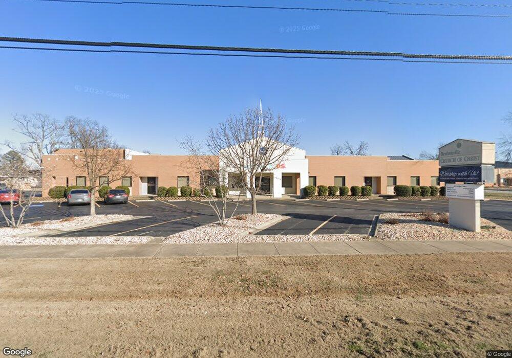 902 N Walton Blvd, Bentonville, AR 72712 - photo 1