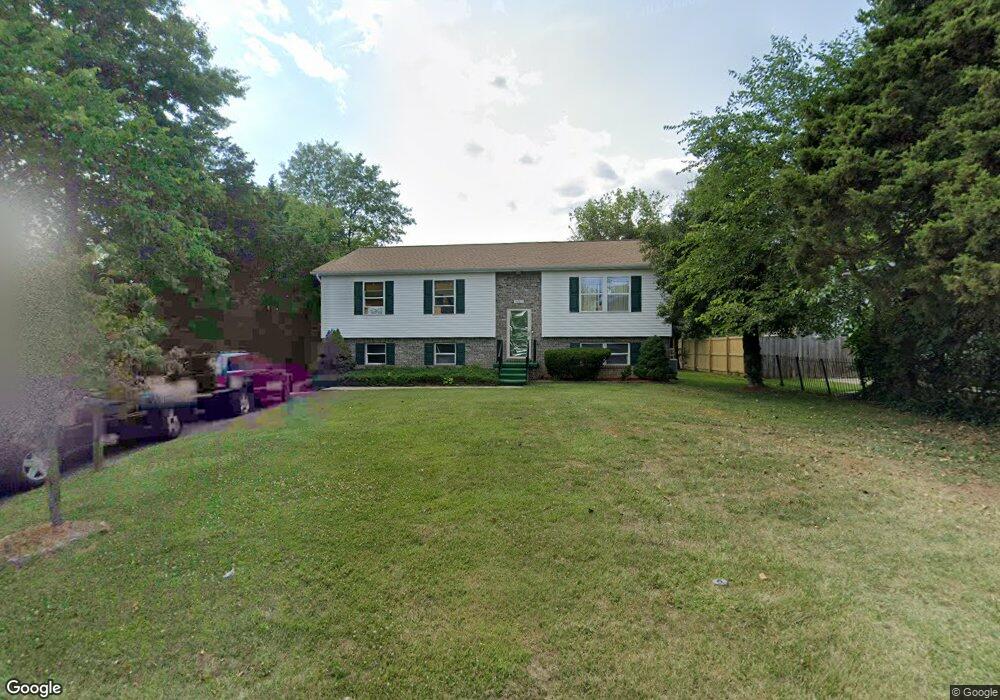 5733 Fisher Rd, Temple Hills, MD 20748 - photo 1