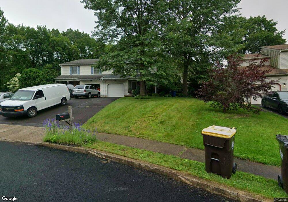 925 Pine Ct, Perkasie, PA 18944 - photo 1