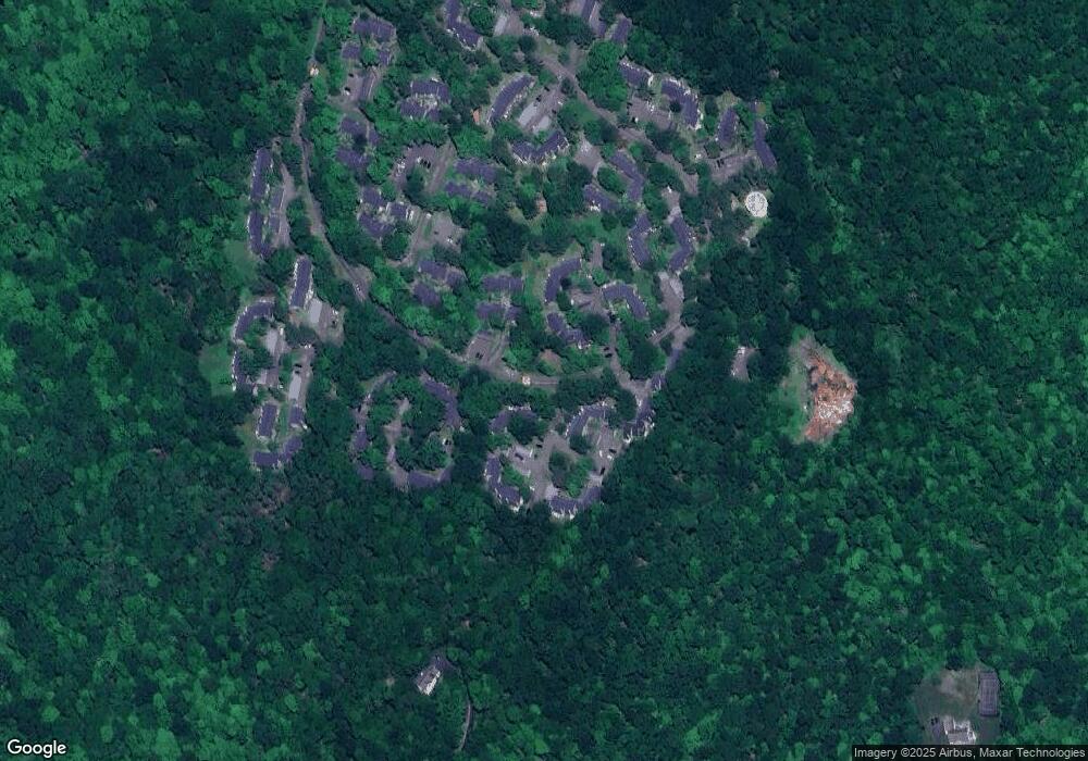 8 Upper Commons unit 103B, Woodbury, CT 06798 - photo 1