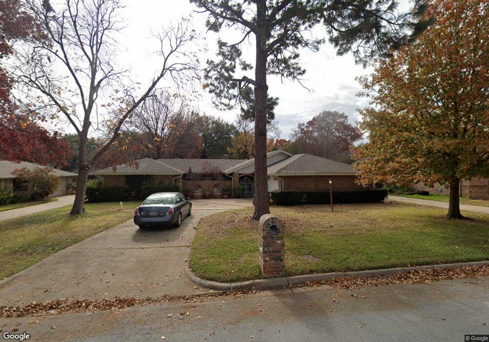 317 Circleview Dr S, Hurst, TX 76054 - photo 1