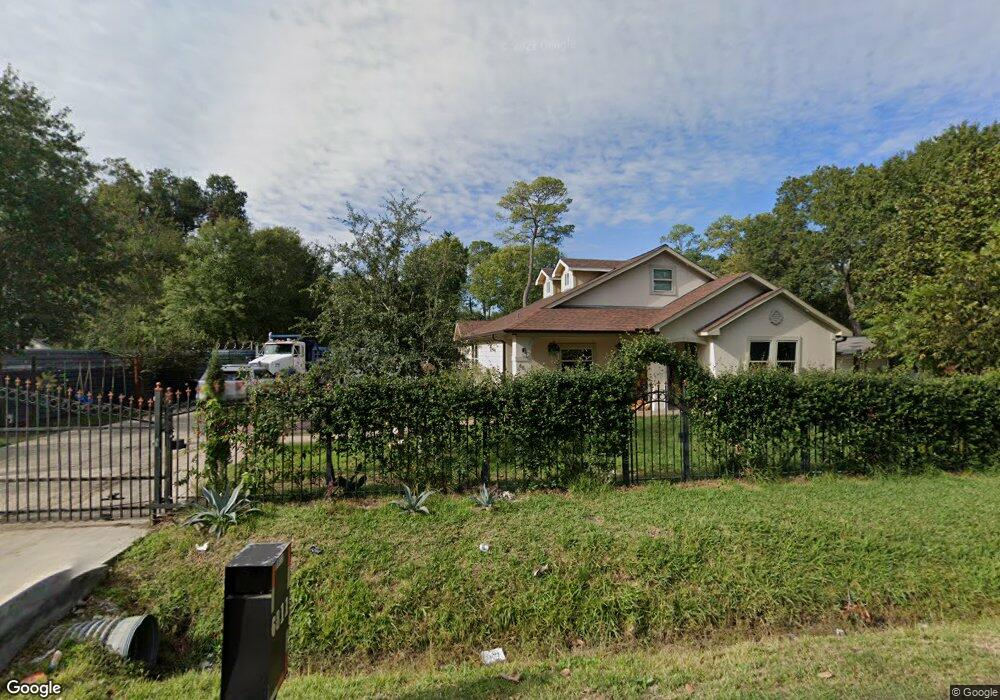 6811 Carver Rd, Houston, TX 77091 - photo 1