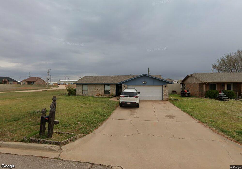 216 Swales Blvd, Elk City, OK 73644 - photo 1