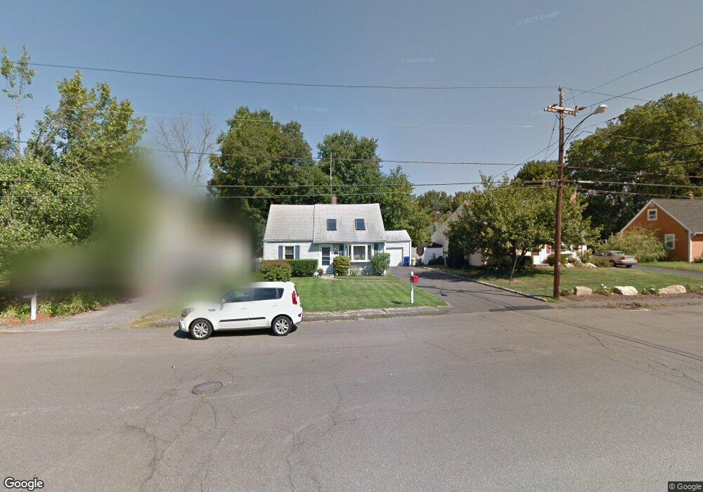 7 Daphne Dr, Norwalk, CT 06851 - photo 1