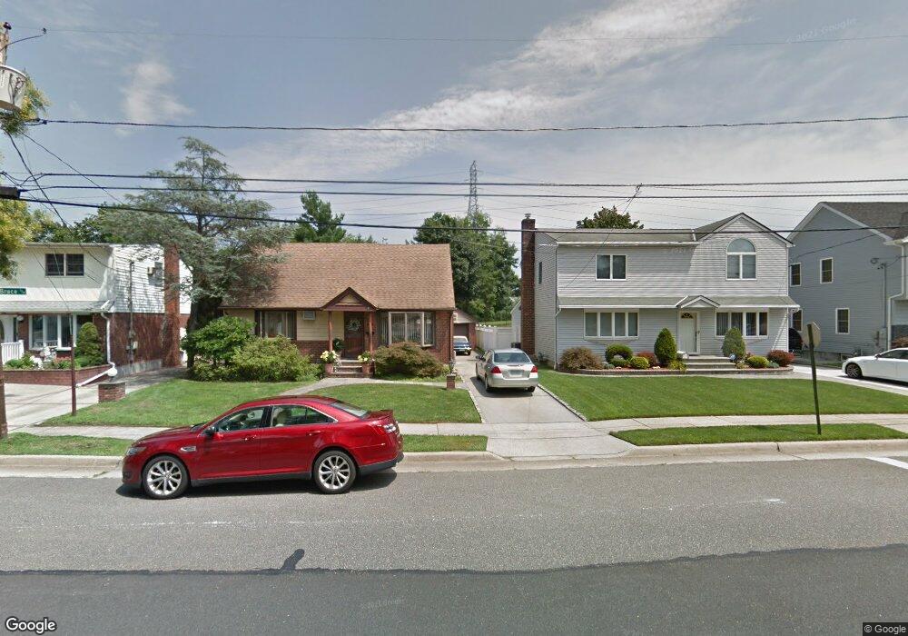 116 Bruce Terrace, Mineola, NY 11501 - photo 1