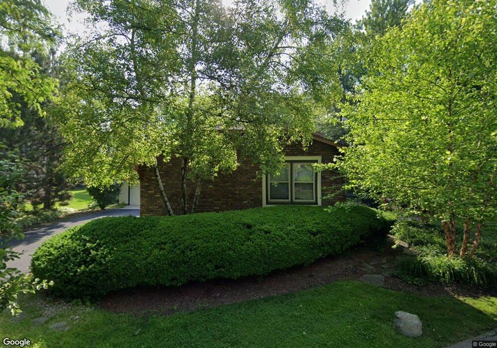 5 Shagbark Rd, Rolling Meadows, IL 60008 - photo 1
