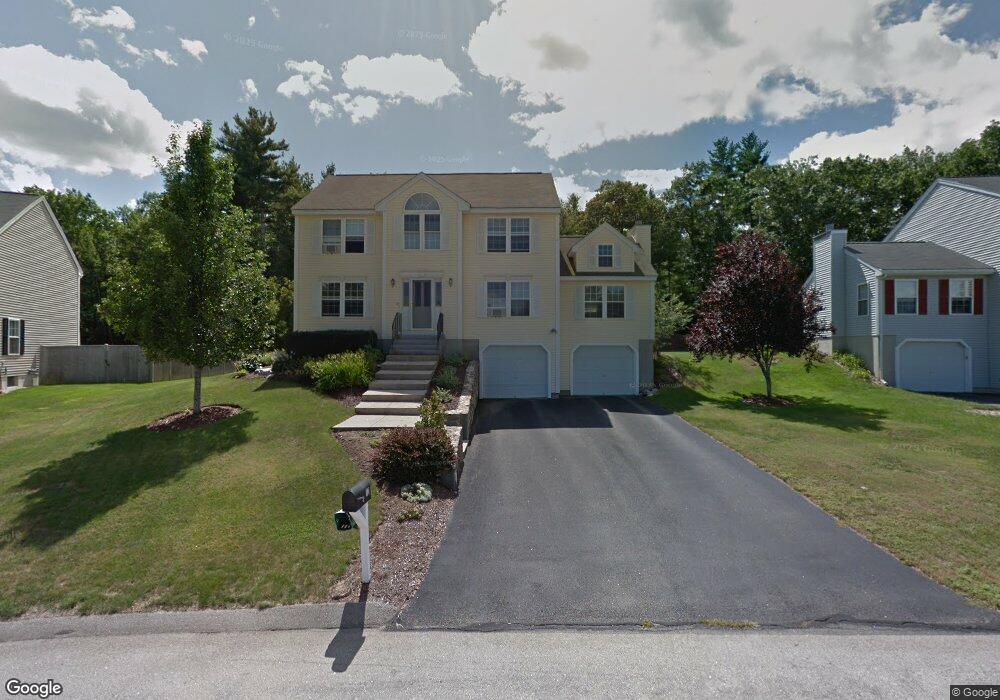 12 Scotchpine Ln, MerriMacK, NH 03054 - photo 1