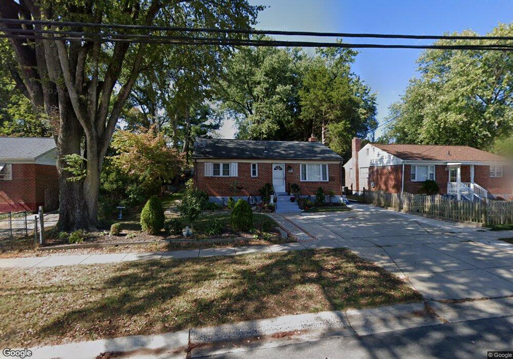 13112 Parkland Dr, Rockville, MD 20853 - photo 1