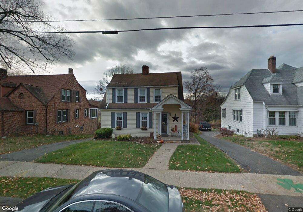 103 Lower Beverly Hills, West Springfield, MA 01089 - photo 1