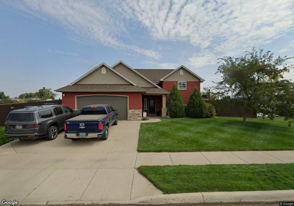 2514 12th Ave W, Williston, ND 58801 - photo 1