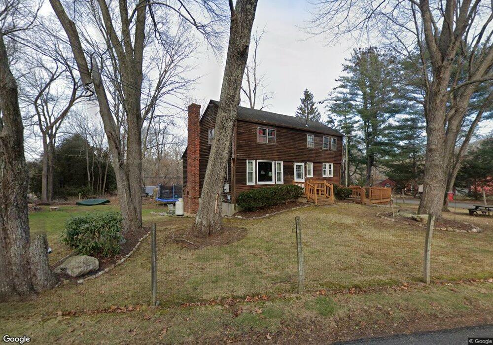 136 Edgemere Rd, Coventry, CT 06238 - photo 1