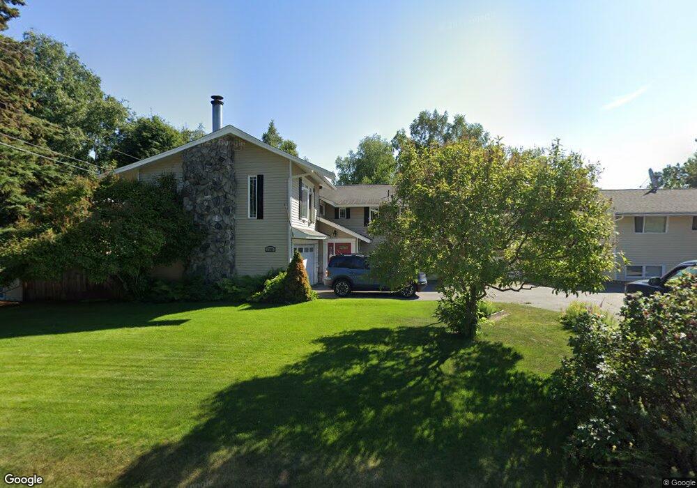 1206 Oxford Dr, Anchorage, AK 99503 - photo 1