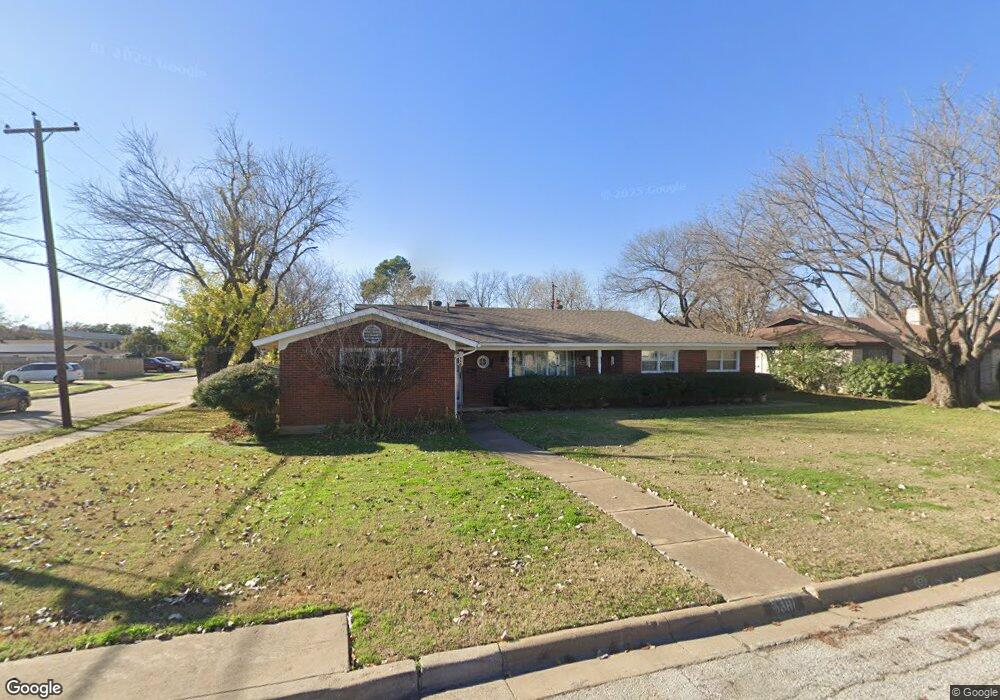 5301 Topper Dr, North Richland Hills, TX 76180 - photo 1