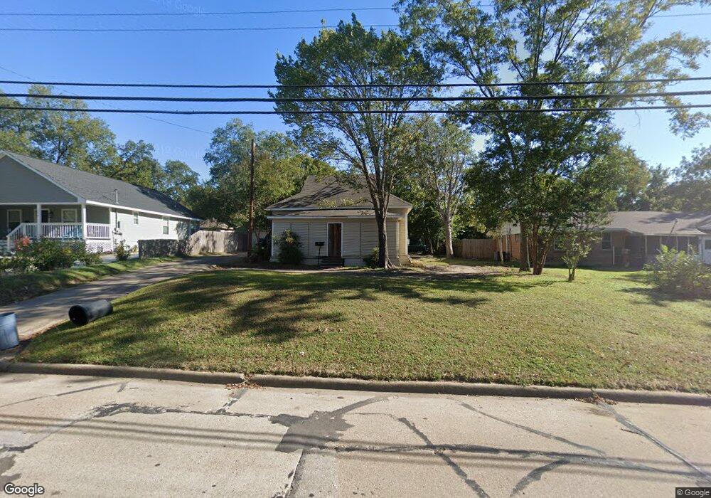 1304 N Preston St, Ennis, TX 75119 - photo 1