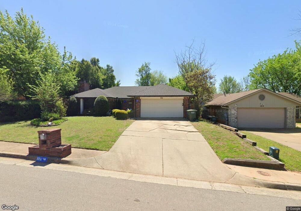 1014 Castle Rd, Edmond, OK 73034 - photo 1