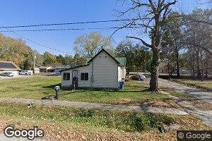 608 Church St, Christopher, IL 62822