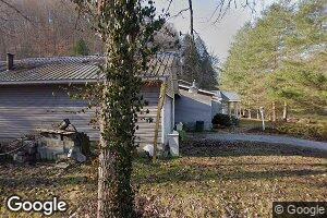 31 Petty Fork Rd, Virgie, KY 41572