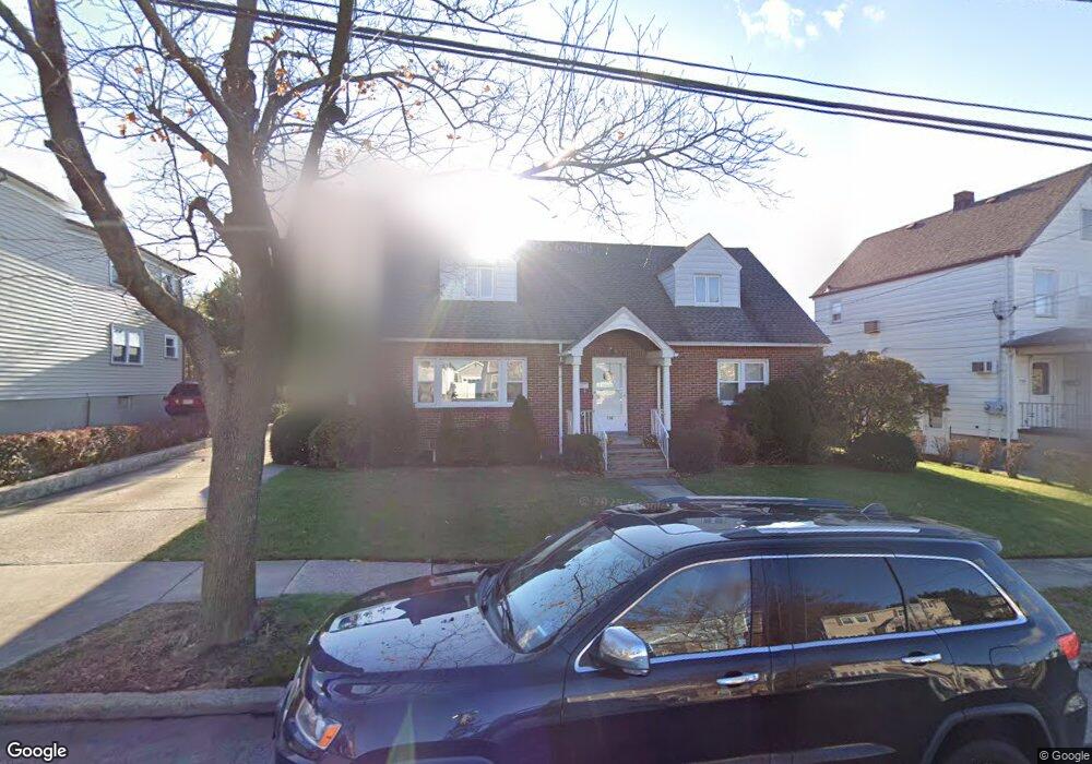 736 5th Ave, Lyndhurst, NJ 07071 - photo 1