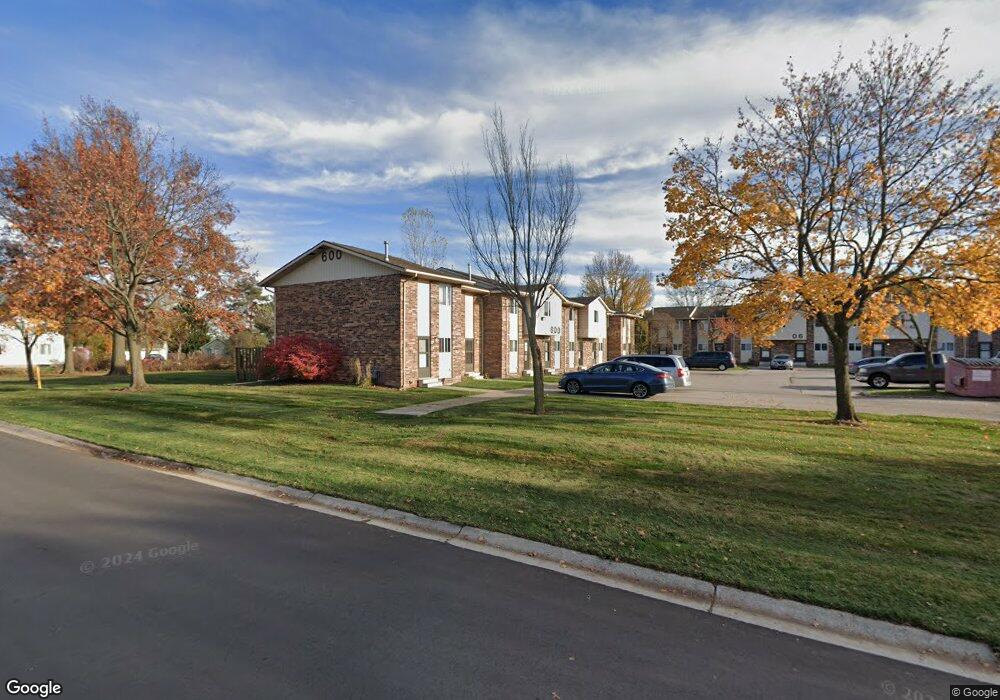 600 Taylor St, Port Huron, MI 48060 - photo 1