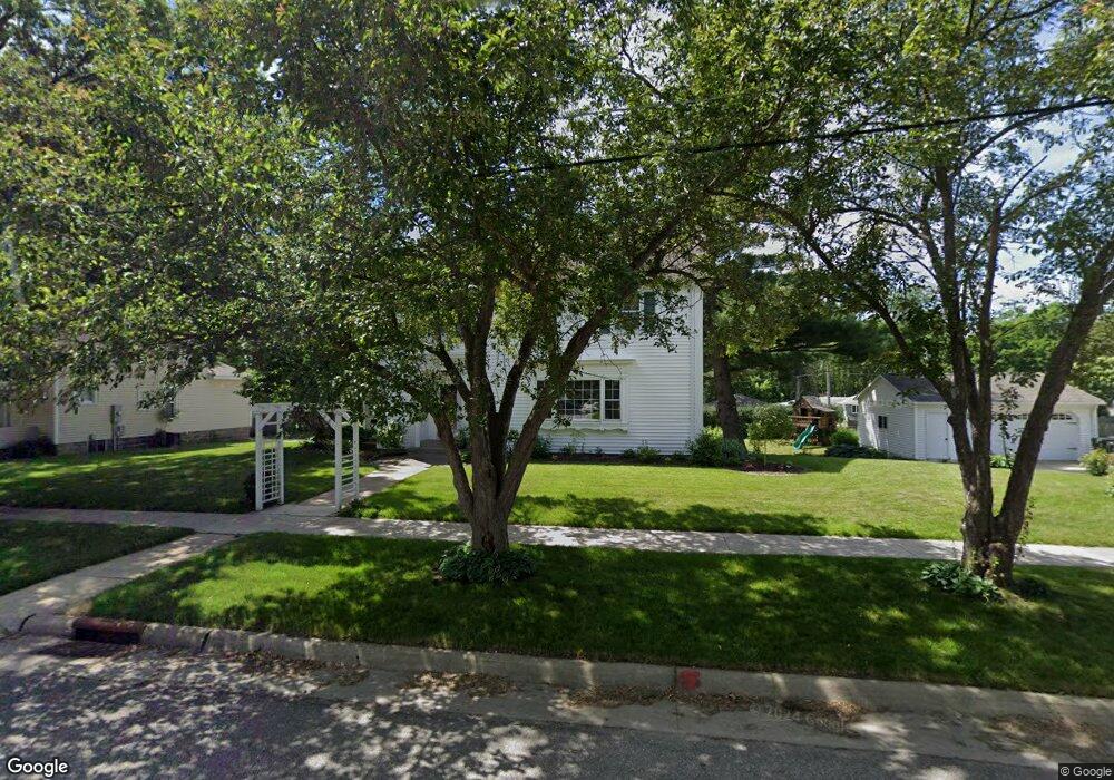 1020 W 19th St, Cedar Falls, IA 50613 - photo 1