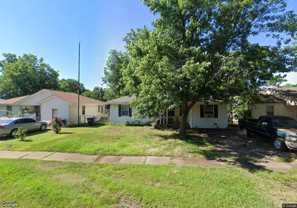 405 E 8th St, Cushing, OK 74023 - photo 1