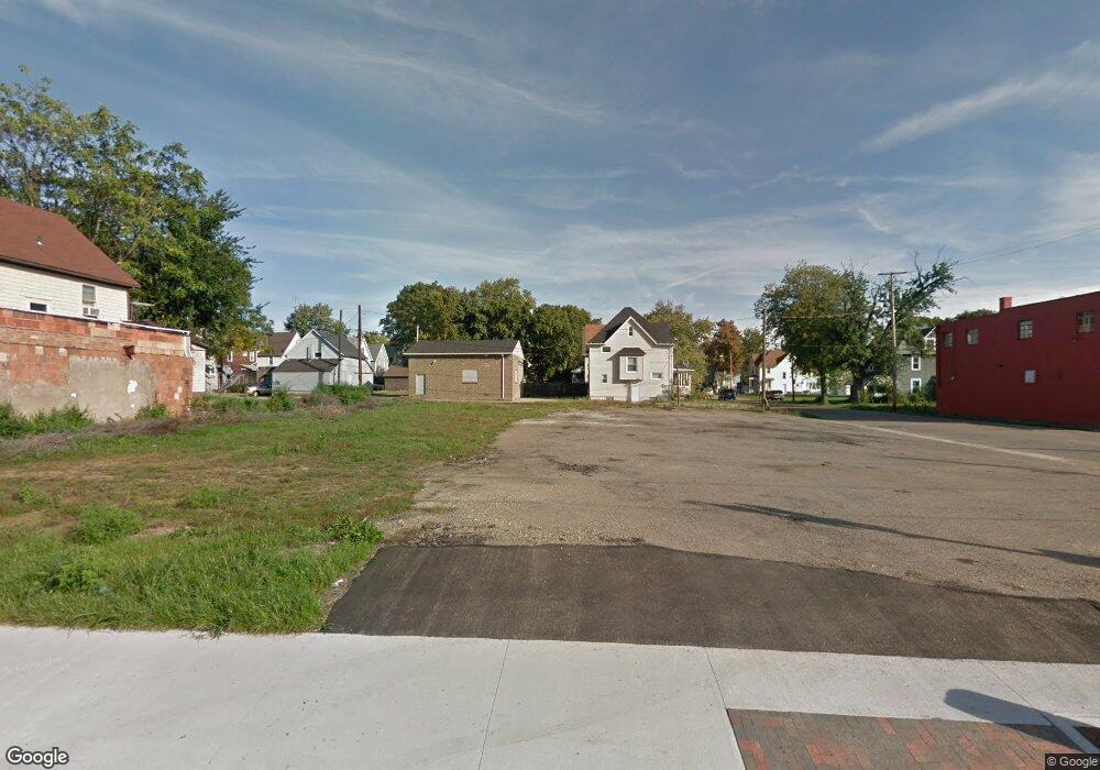 1003 12th St NW, Canton, OH 44703 - photo 1